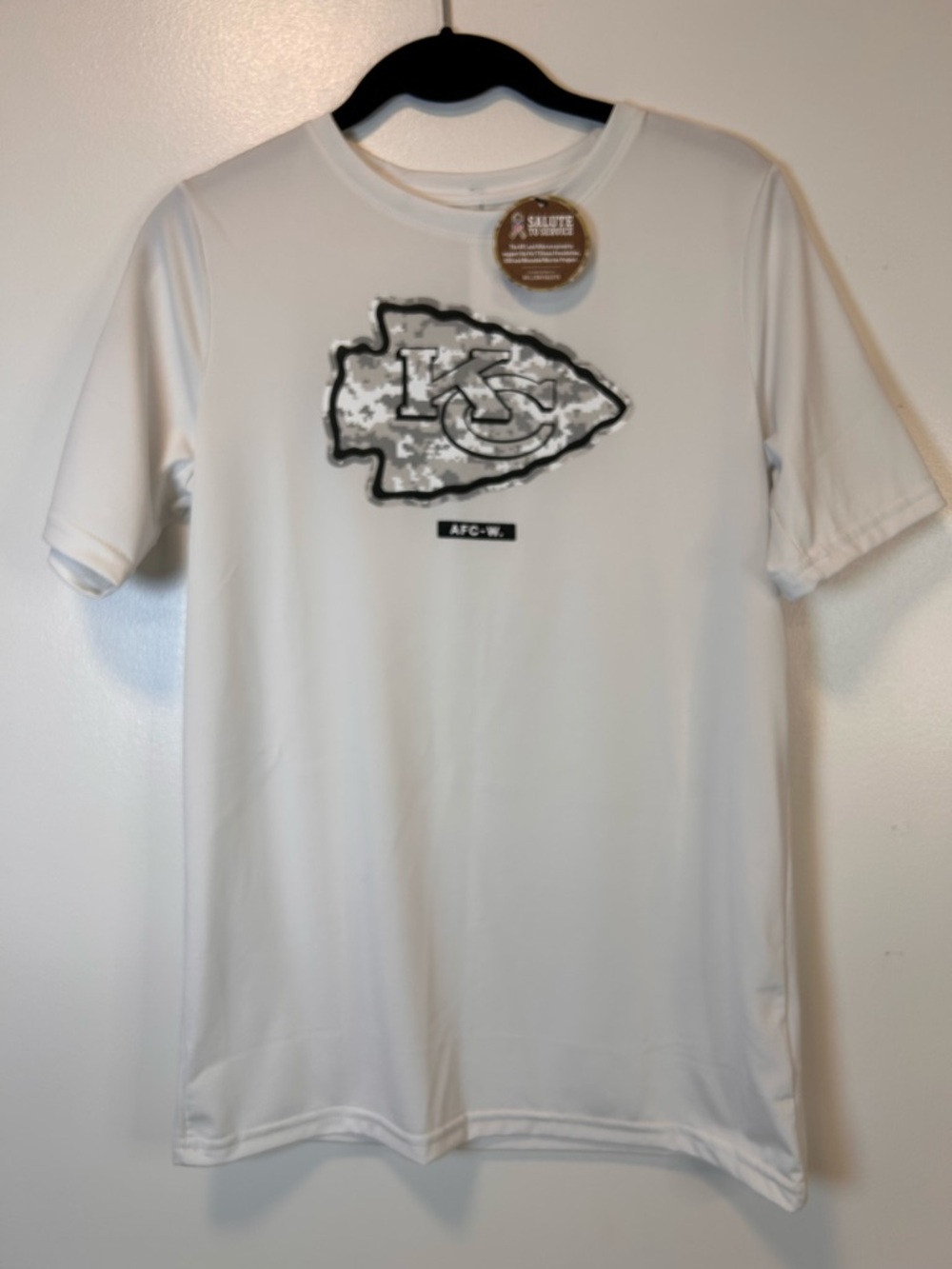 Kansas City Chiefs Nike 2024‎ Salute To Service T Shirt - Youth Size Large 14/16